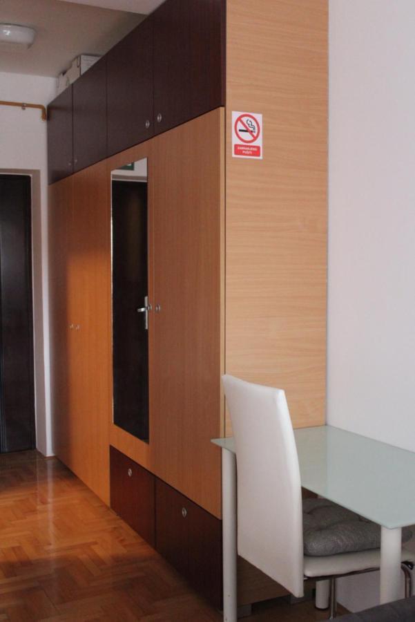 Ðakovo Studio Apartman Ivano 아파트 외부 사진